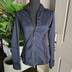 Women's Lululemon Athletica Jacket Blue/Black Geometric Print Size 4